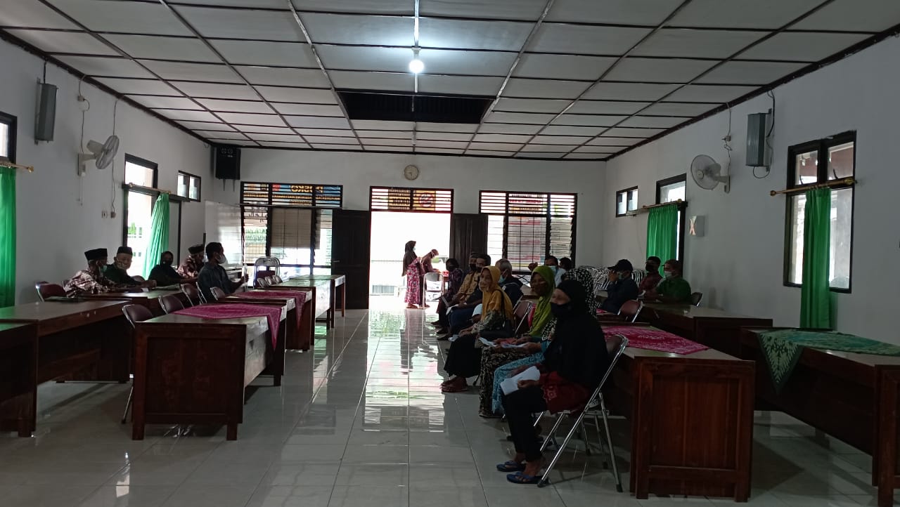 Pemerintah Kalurahan Hargorejo Salurkan BLT